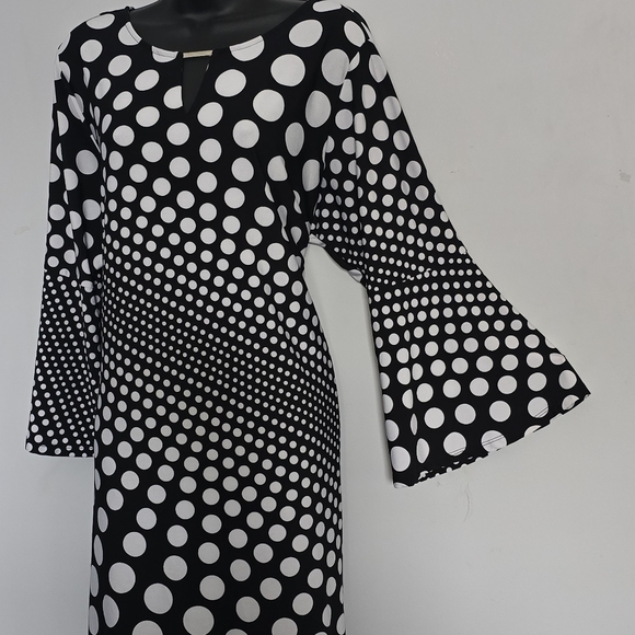 Ashley Stewart - 18/20 Polka Dot Blouse - Picture 3 of 5